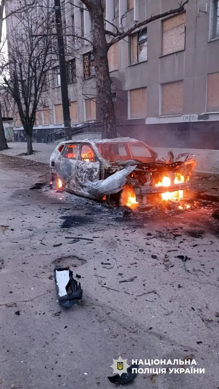 У Херсоні поранено двох поліцейських під час атаки FPV‑дрона й розмінування