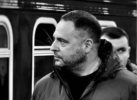 Чим займається Андрій Єрмак після відставки