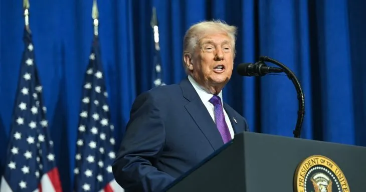 Трамп продовжив на рік санкції проти росії, запроваджені у 2014–2022 роках
