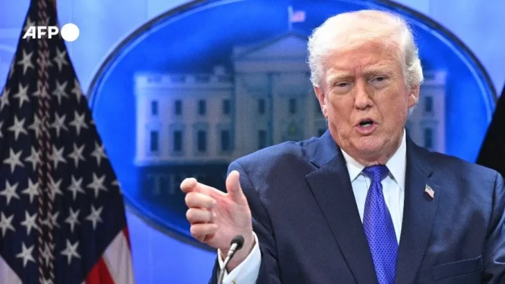 Трамп підвищив імпортне мито до 15% попри рішення Верховного суду
