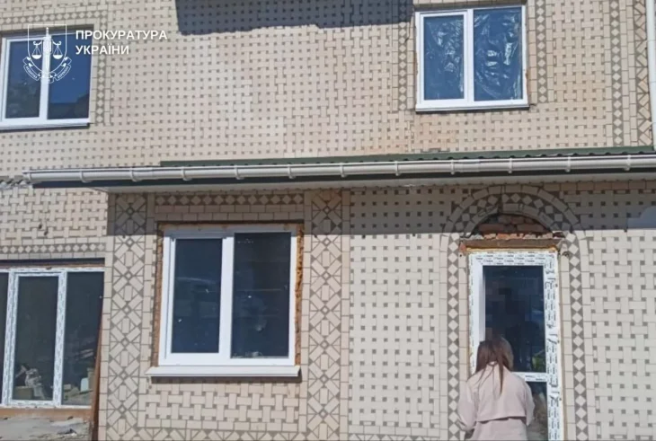 Заступницю мера та чиновницю підозрюють у завищенні ціни будинку на 2,6 млн грн