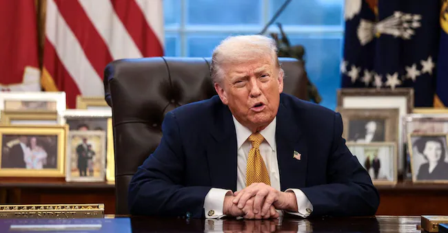 Трамп оголосив п’ятиденну паузу після продуктивних переговорів з Іраном