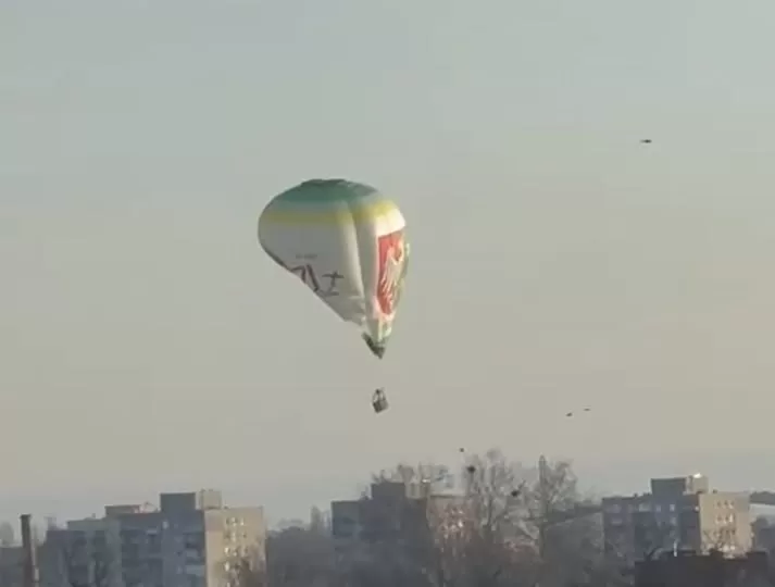 У Зеленій Гурі повітряна куля впала на будинок: одна загинула, двоє постраждали