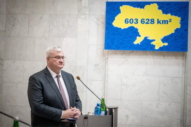 Україна припиняє дію 116 договорів із росією, білоруссю та СНД