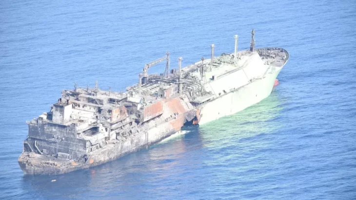 Пошкоджений танкер із російським зрідженим газом дрейфує до Лівії