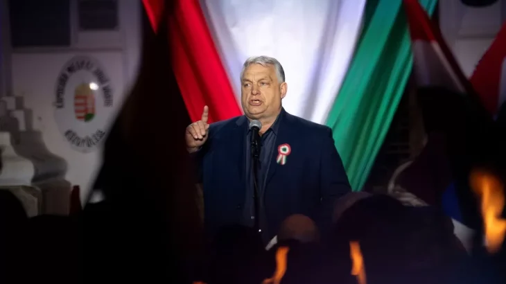 Російська розвідка обговорювала інсценування замаху на Орбана перед виборами
