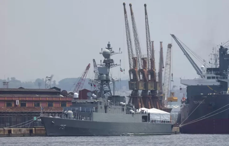 США торпедою потопили іранський військовий корабель біля Шрі-Ланки