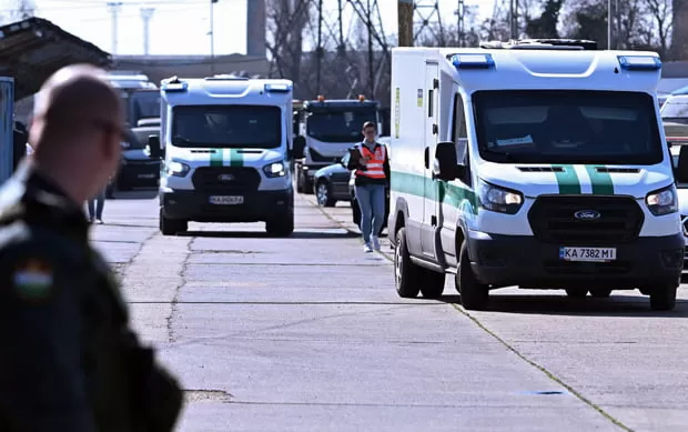 В Угорщині інкасатору Ощадбанку зробили примусову ін’єкцію, схожу на сироватку КДБ