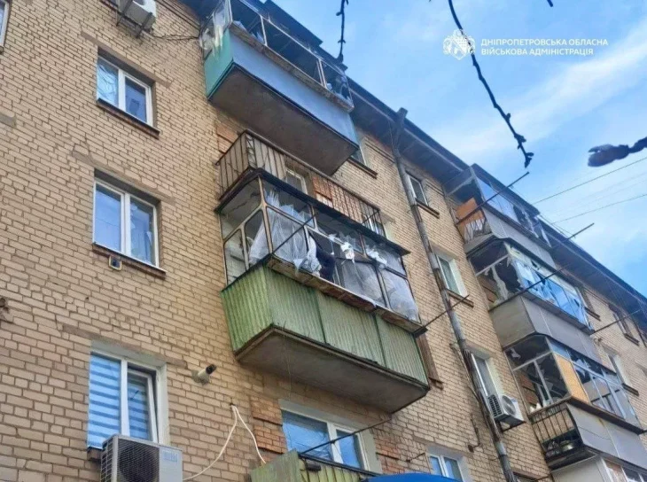 FPV-дрон влучив у Нікополь: восьмеро постраждалих