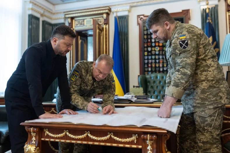 Зеленський доручив наростити постачання наземних роботизованих комплексів