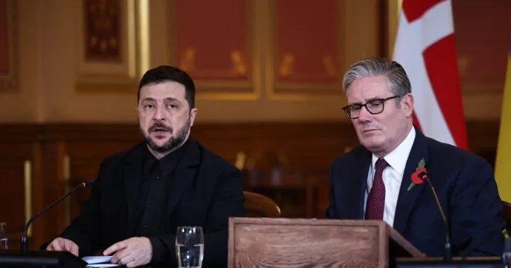 Зеленський обговорив із Кіром Стармером координацію завершення війни і комунікацію зі США