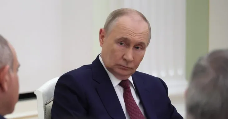 Путін оголосив 32‑годинне перемир’я на Великдень