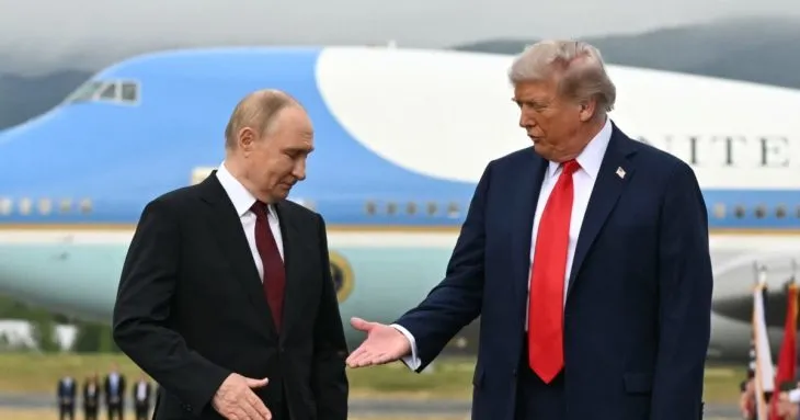 Трамп назвав НАТО “паперовим тигром” і розглядає вихід США