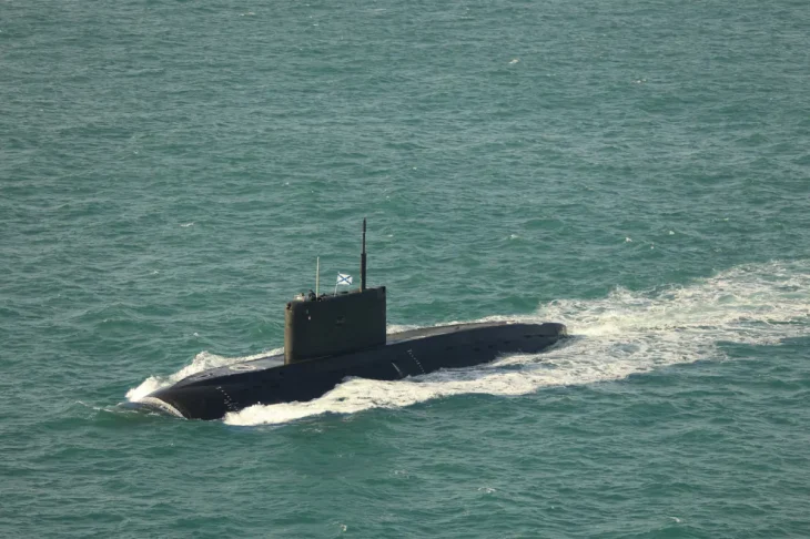 Британія викрила дії російських субмарин біля підводних кабелів і трубопроводів