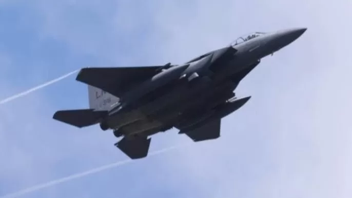 Одного з пілотів збитого над Іраном американського F-15 знайшли живим