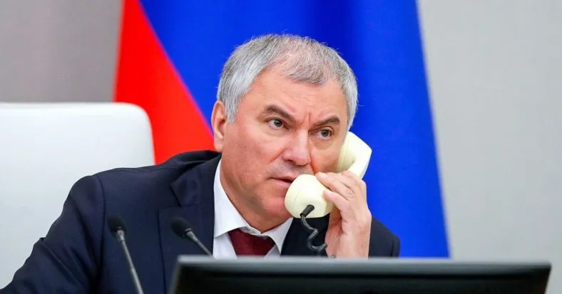 Голова державної думи рф порівняв візит Зеленського в Єреван із подіями в Україні