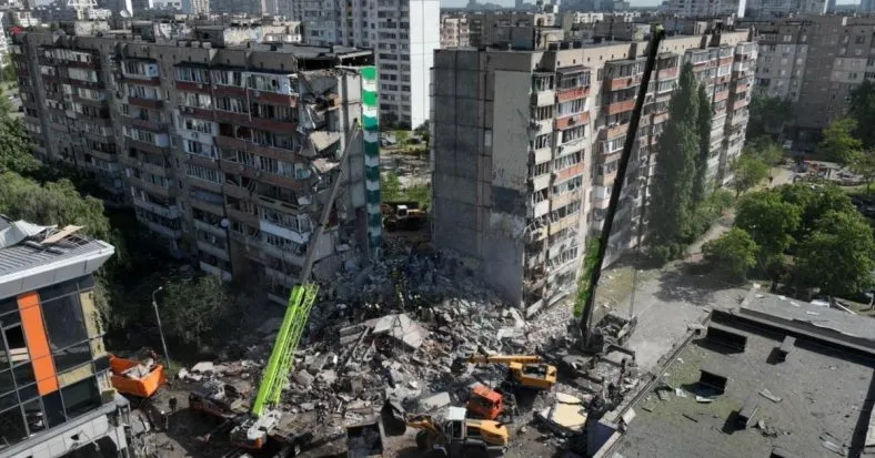 Ракета Х-101 влучила в будинок у Києві: свідчення ввезення західних компонентів