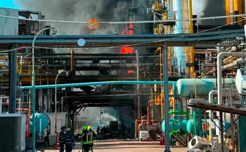 Вибух на нафтохімзаводі в Угорщині: одна людина загинула