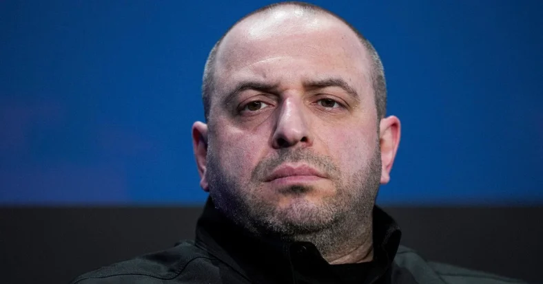 Підозрілі повідомлення від імені Рустема Умєрова: що відомо
