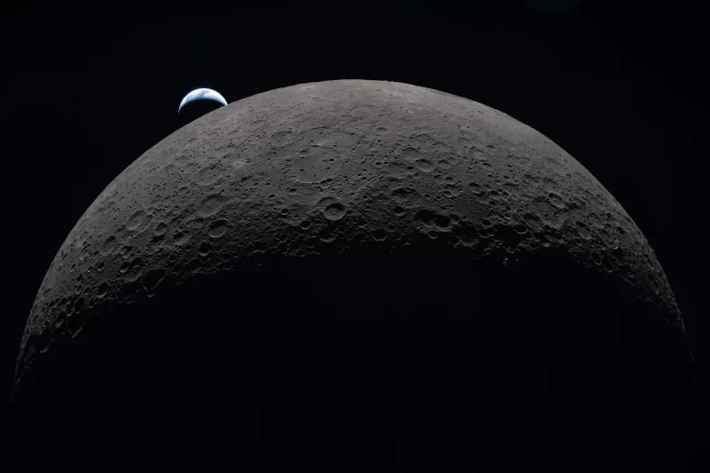 NASA почало будівництво бази на Місяці — замовили дрони, ровери й модулі