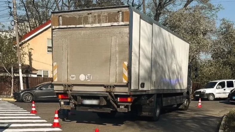 В Ірпені вантажівка збила дитину на пішохідному переході