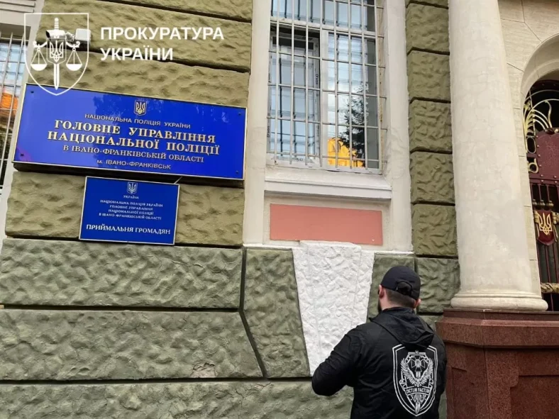 Підозри у кришуванні порноофісів: керівництво поліції в трьох областях
