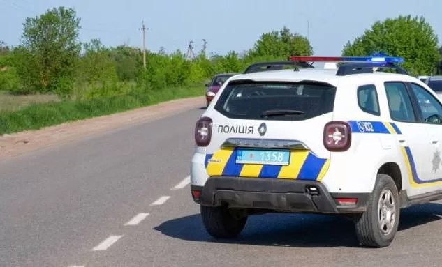 На Сумщині дрони атакували мікроавтобус із продуктами