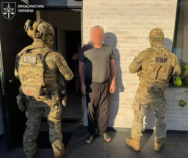 У Івано-Франківську затримали посадовців мерії за хабарі в будівництві