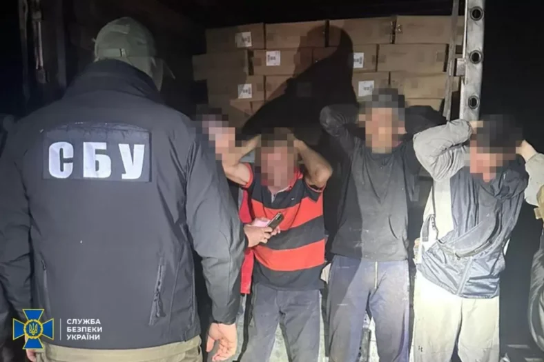 СБУ попередила теракт в Одесі: контрабандисти везли дрон із вибухівкою