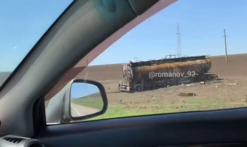 Z‑канали заявляють про удари дронів по трасі до Криму