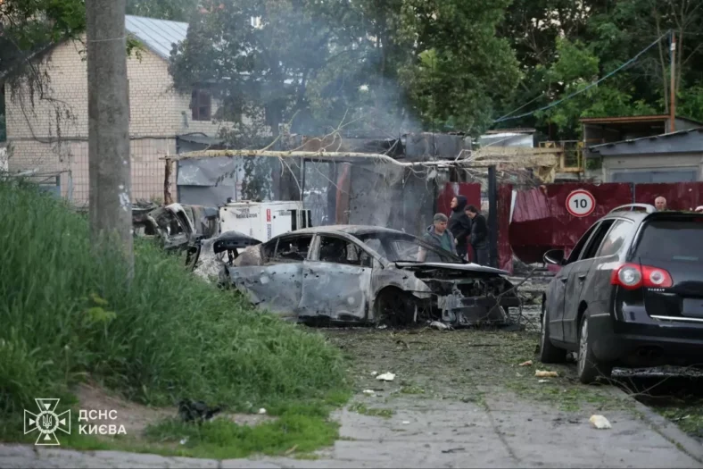 У Києві після удару загинули четверо людей, 58 поранені