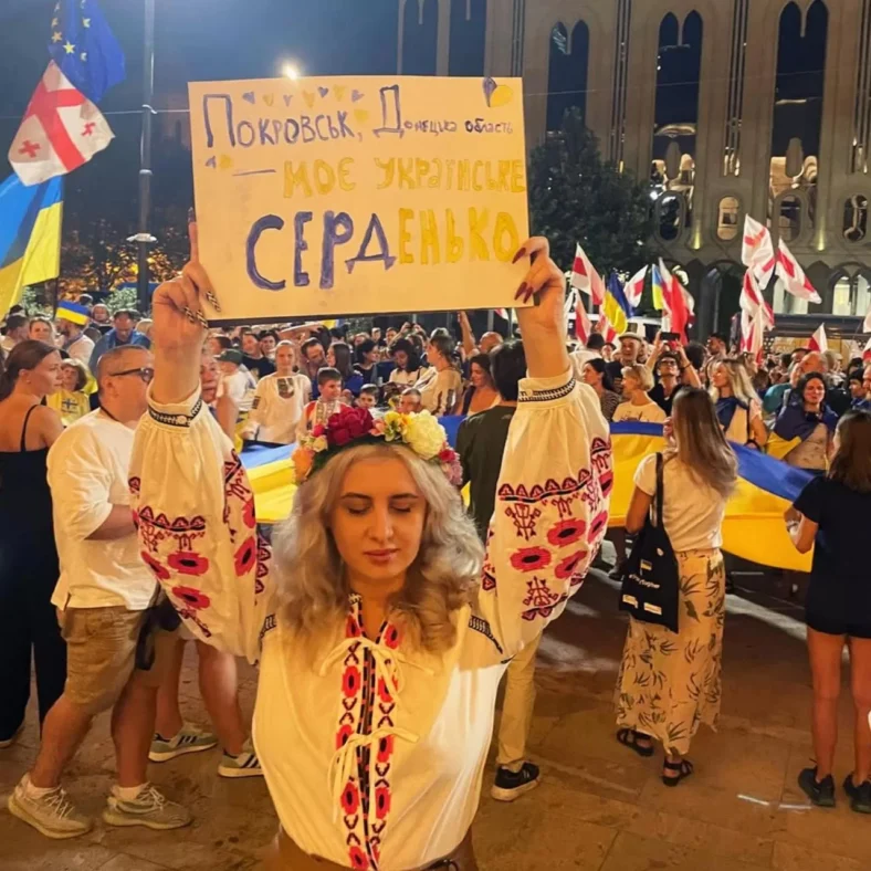 Доньку довіреної особи Путіна засудили до шести років за підтримку України